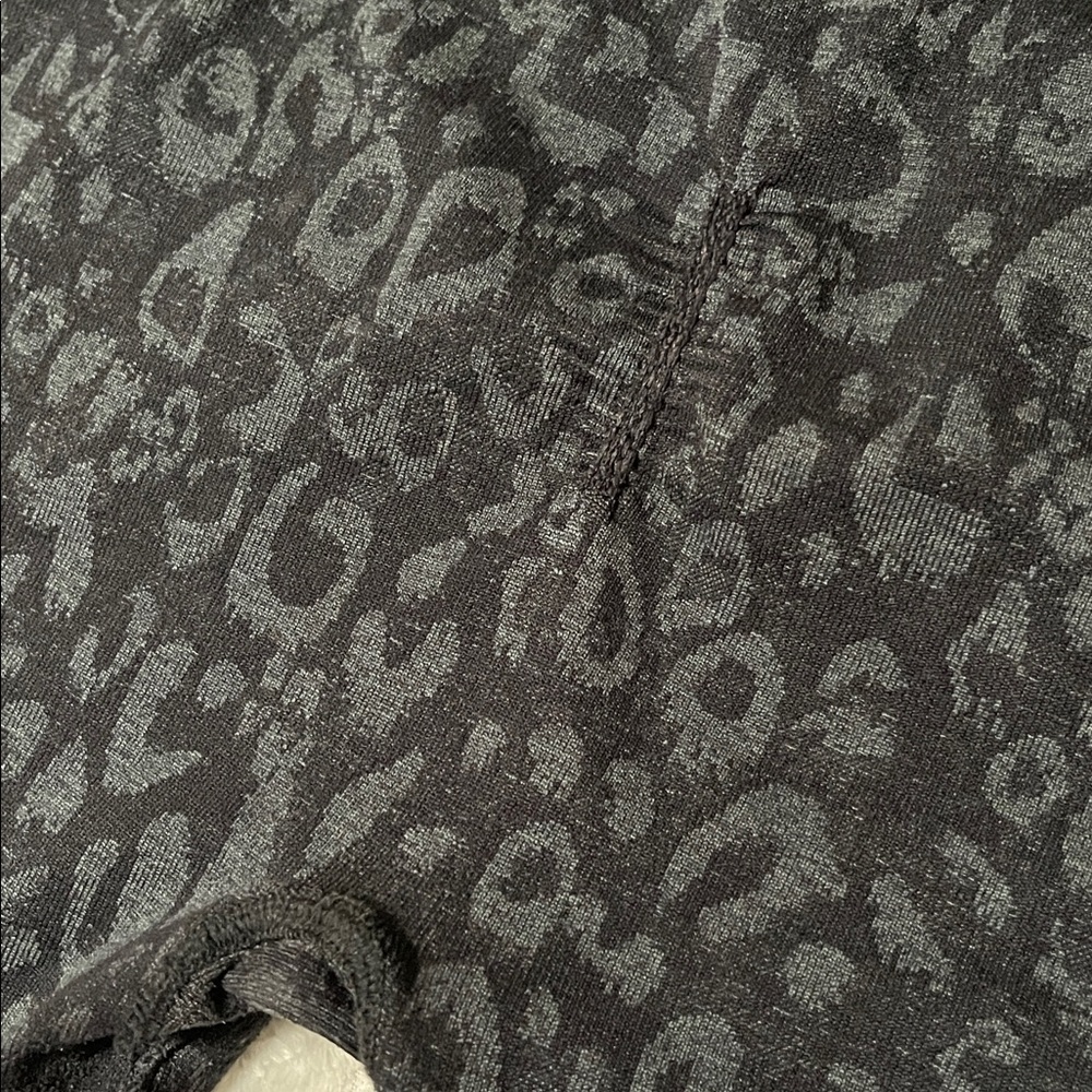 Gymshark Adapt Legging | Size Large - Picture 9 of 12